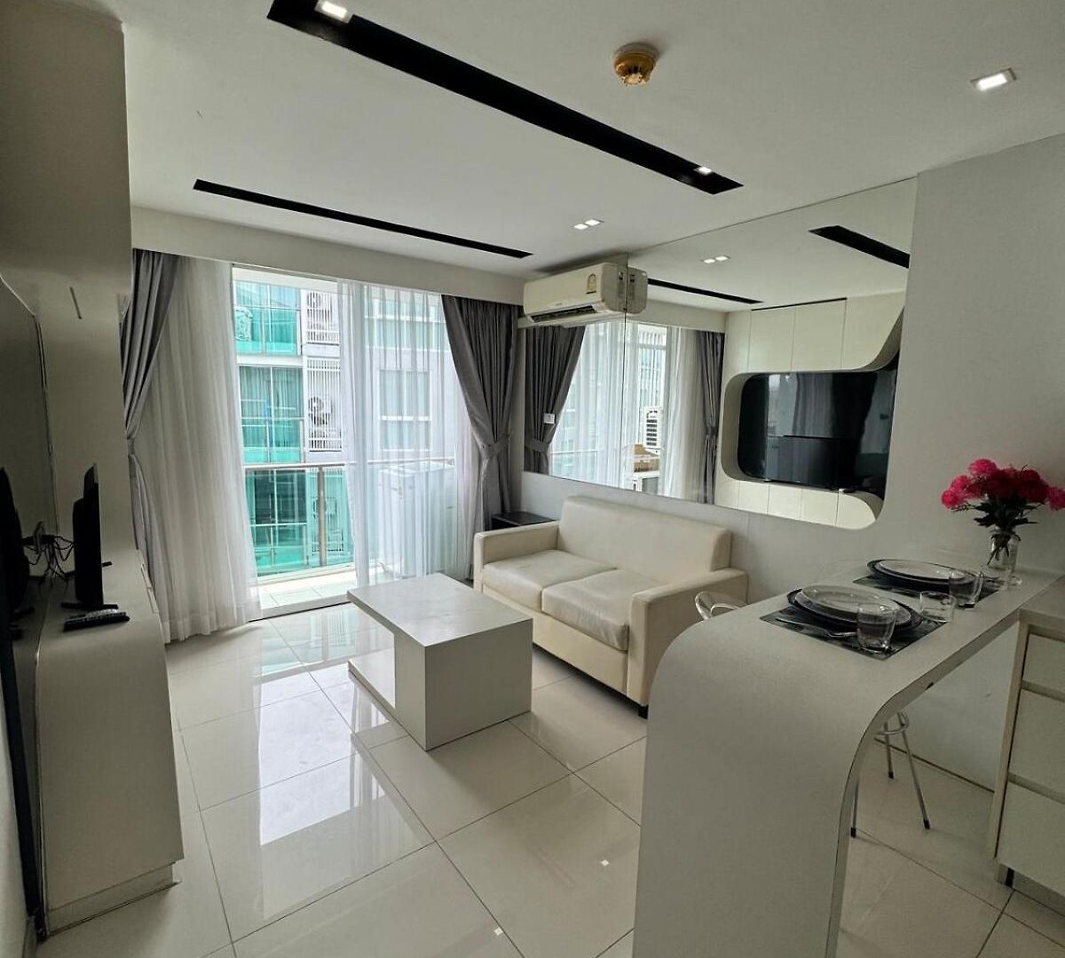 Modern 1br Near Soi Bukouw *