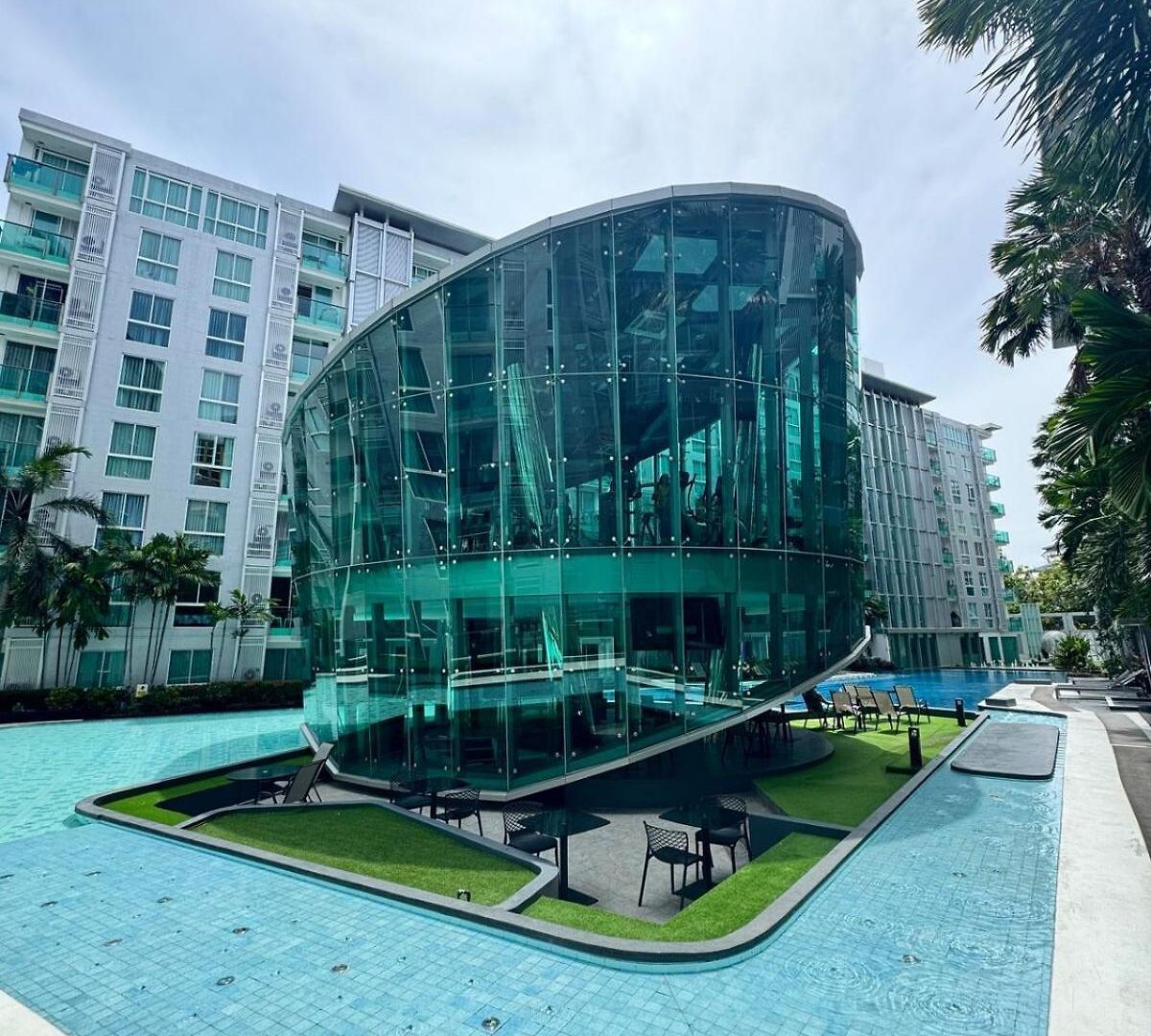 Modern 1br Near Soi Bukouw อพาร์ทเม้น