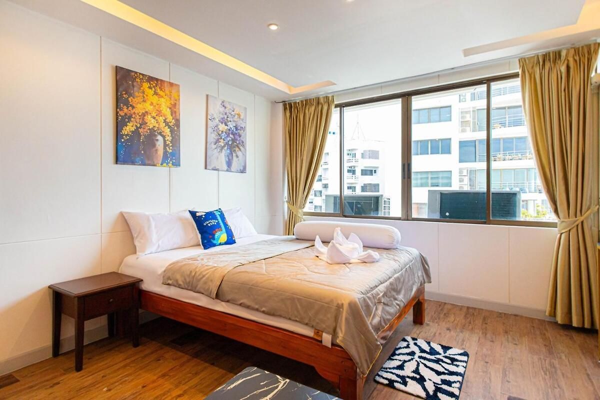 Sea View Apartment Pattaya