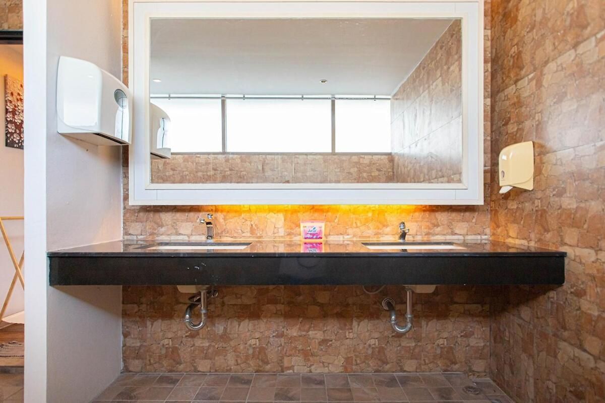 Sea View Apartment