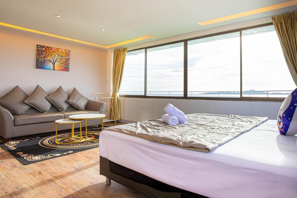 Sea View Apartment