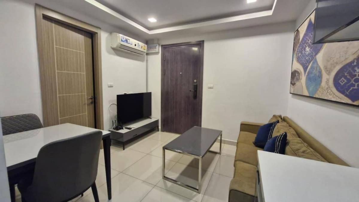 Apartment Famous With Charming Pool *