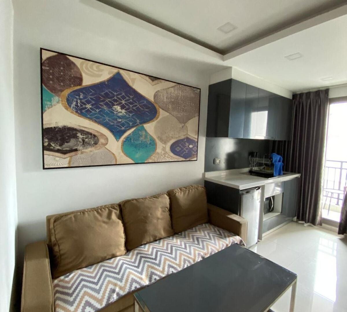 Famous With Charming Pool Apartment *