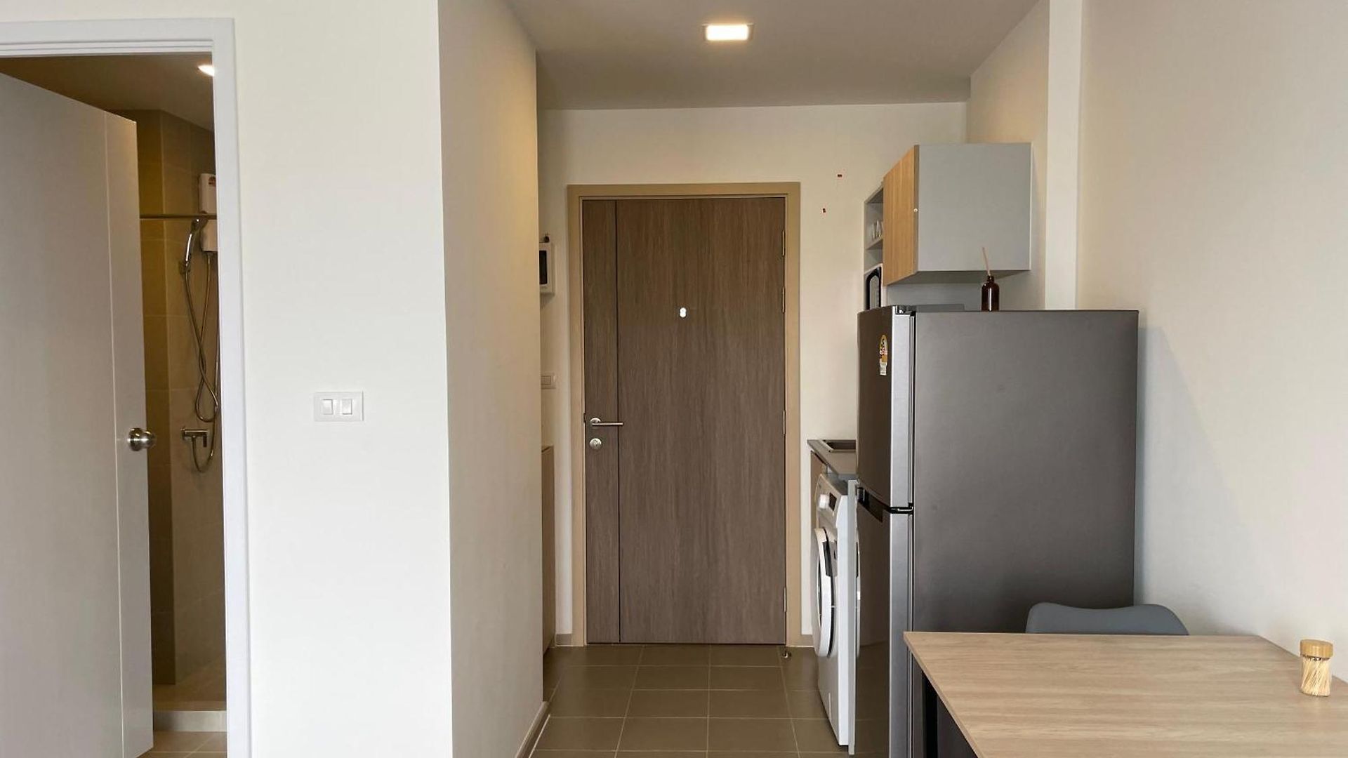Apartment Vay Pothisan Ii