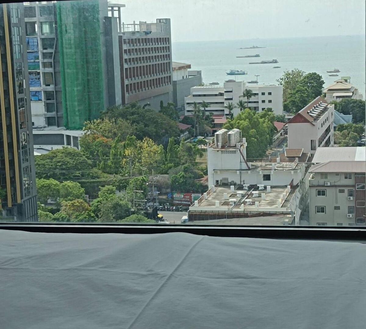 The Base Sea View อพาร์ทเม้น Pattaya