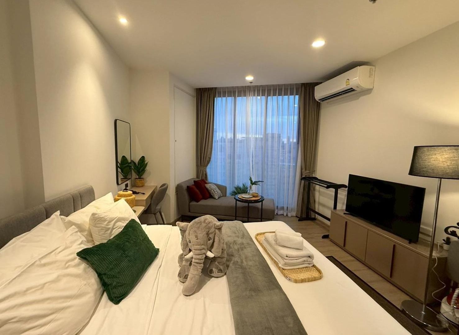 Edge By Kansiree โรงแรม