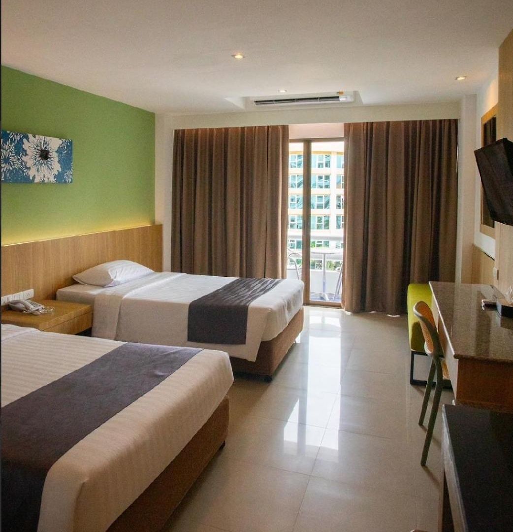 โรงแรม โรงแรมรอยัลพาเลซ 3*