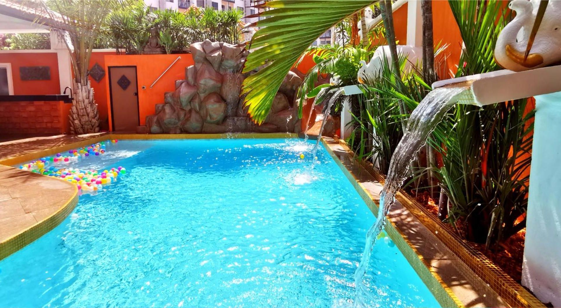Tucheland Luxury Pool Walking Street วิลล่า