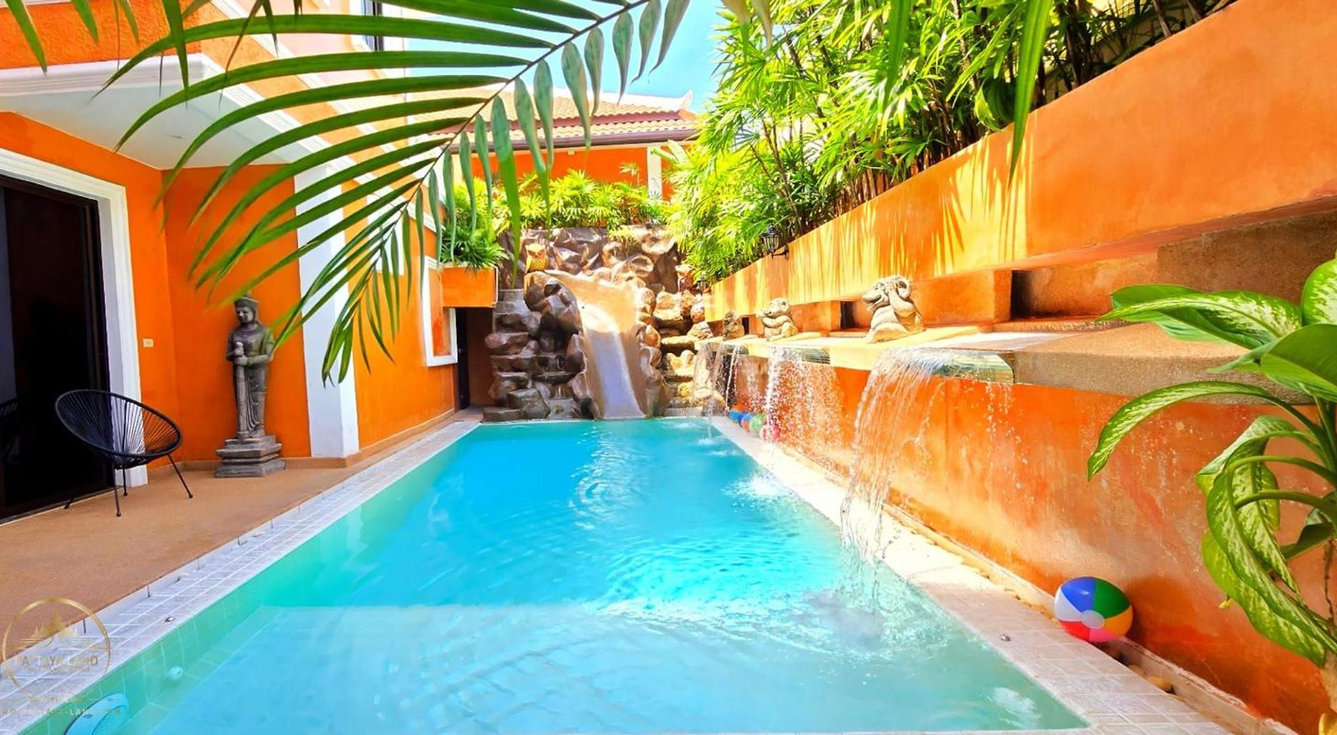 Wowland Luxury Pool Walking Street วิลล่า