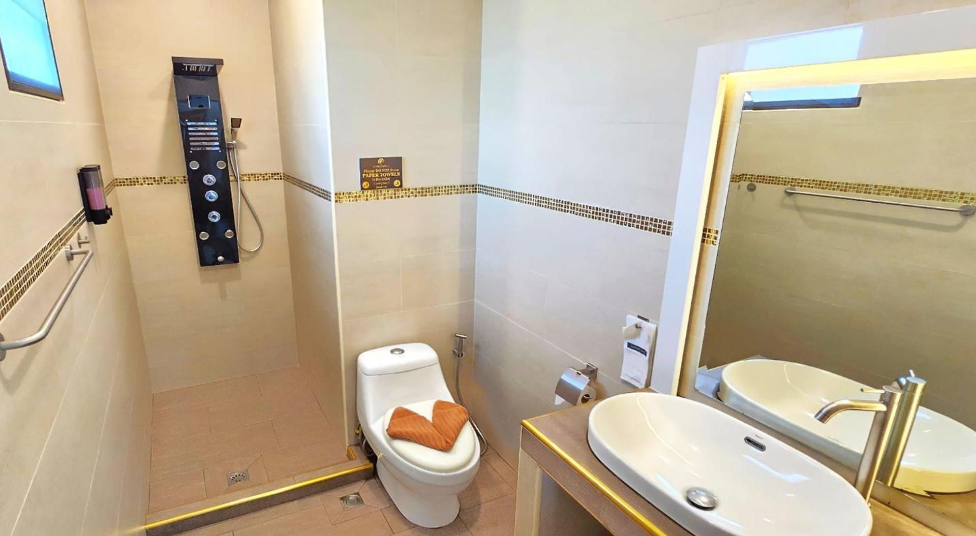 Goldland Luxury Pool Walking Street 8 Bedrooms วิลล่า *