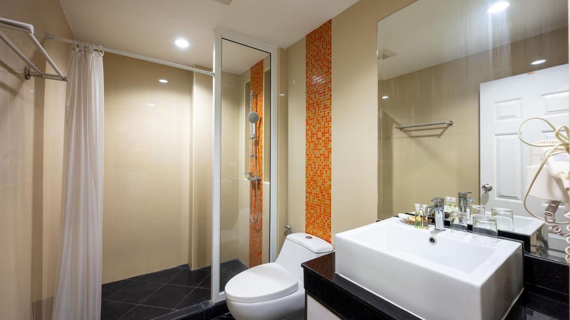 New Nordic 6 By Apartwell Apartment Pattaya