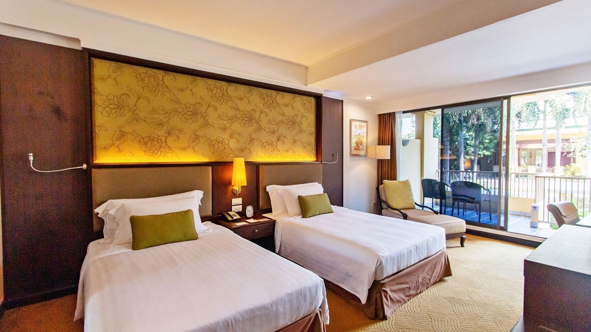 รีสอร์ท Dusit Thani 5*