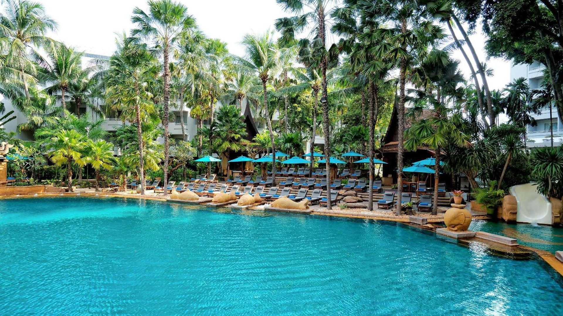 โรงแรม Avani