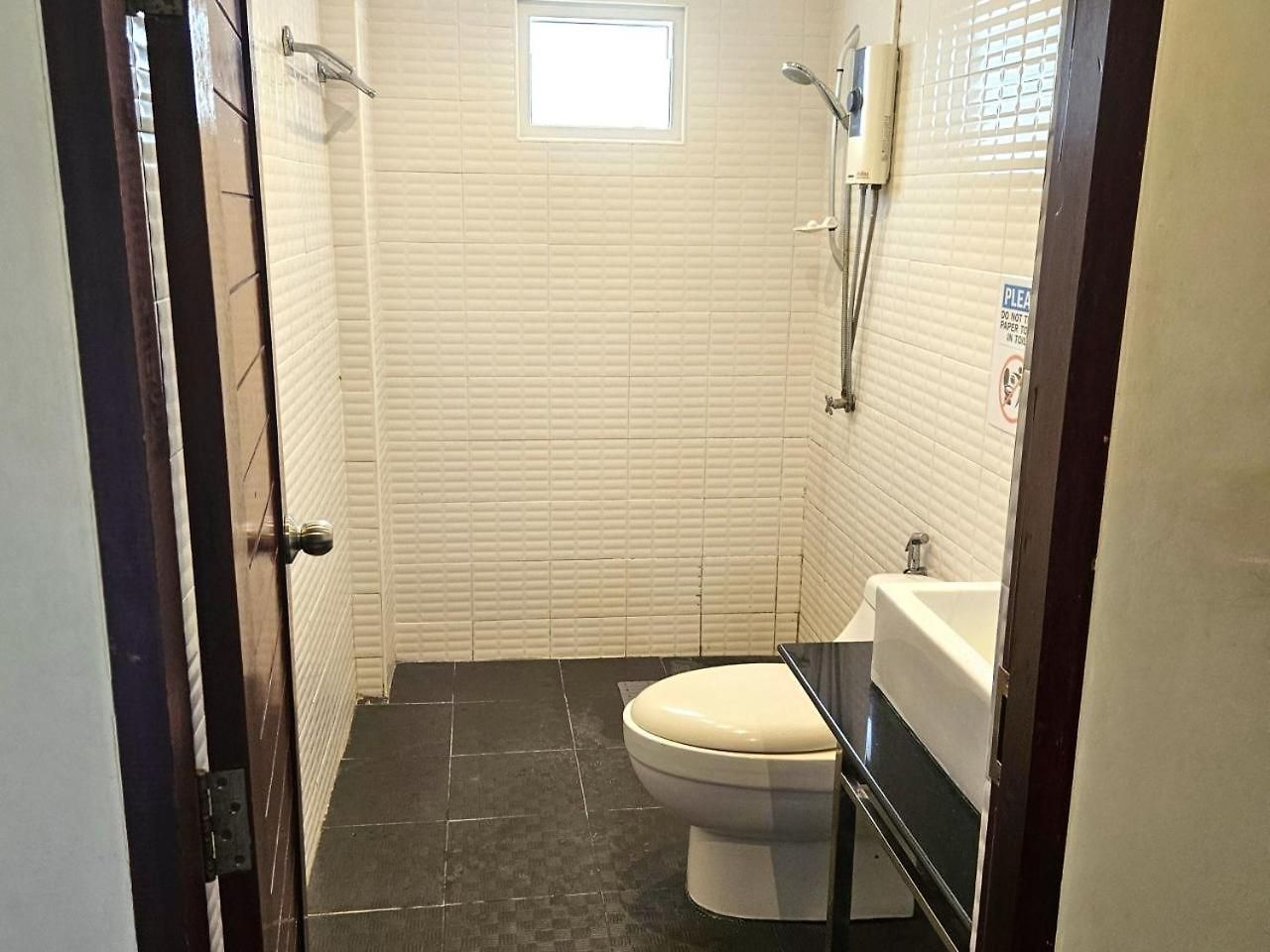 Al Fiore โรงแรม 2*