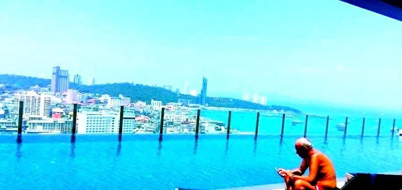 The Base Deluxe Pattaya