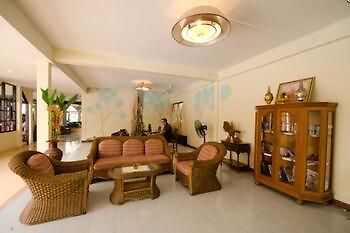 โรงแรม S Formally Sabai