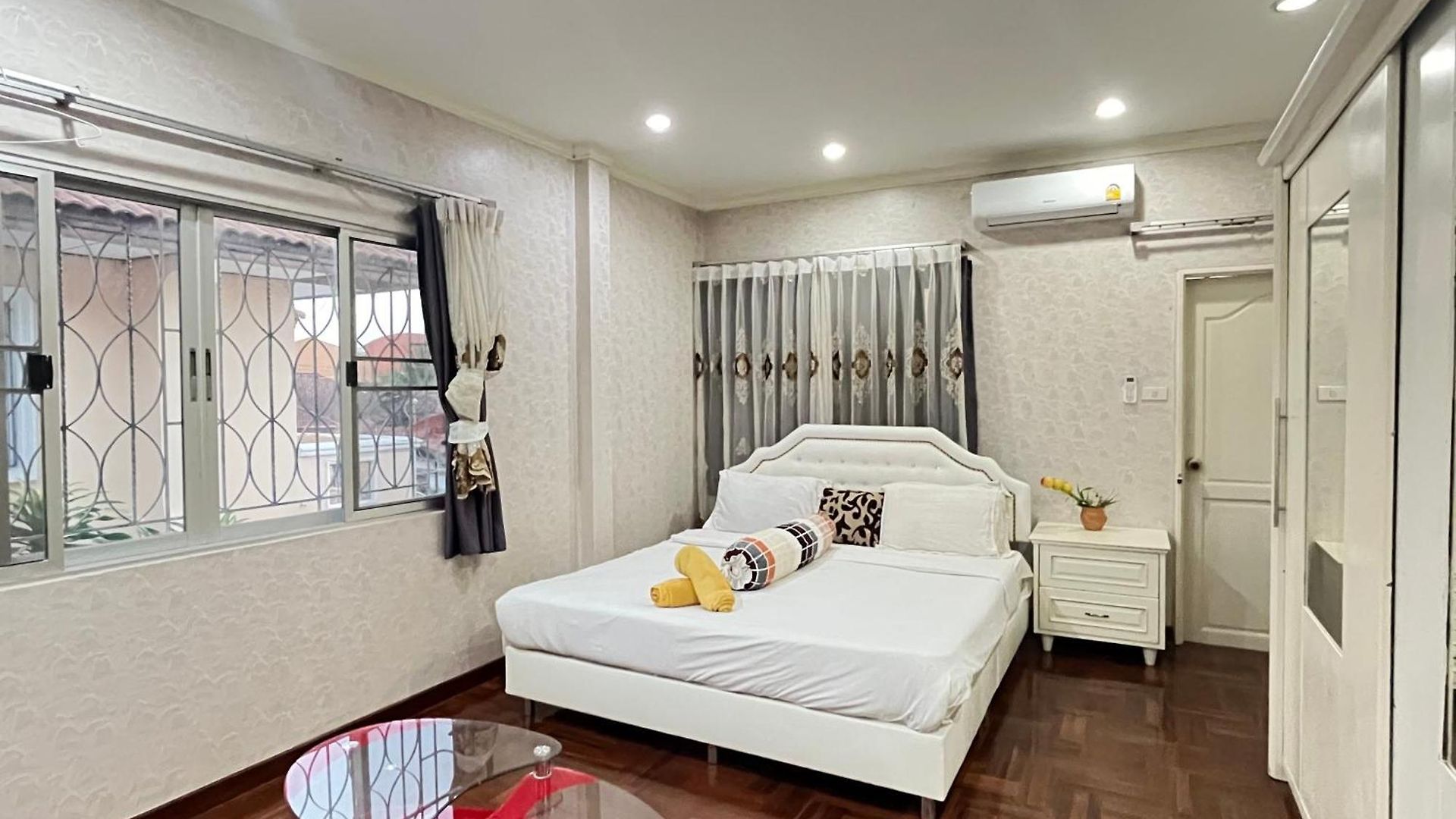 Walking St 3km, 5 Bedroom * Pattaya
