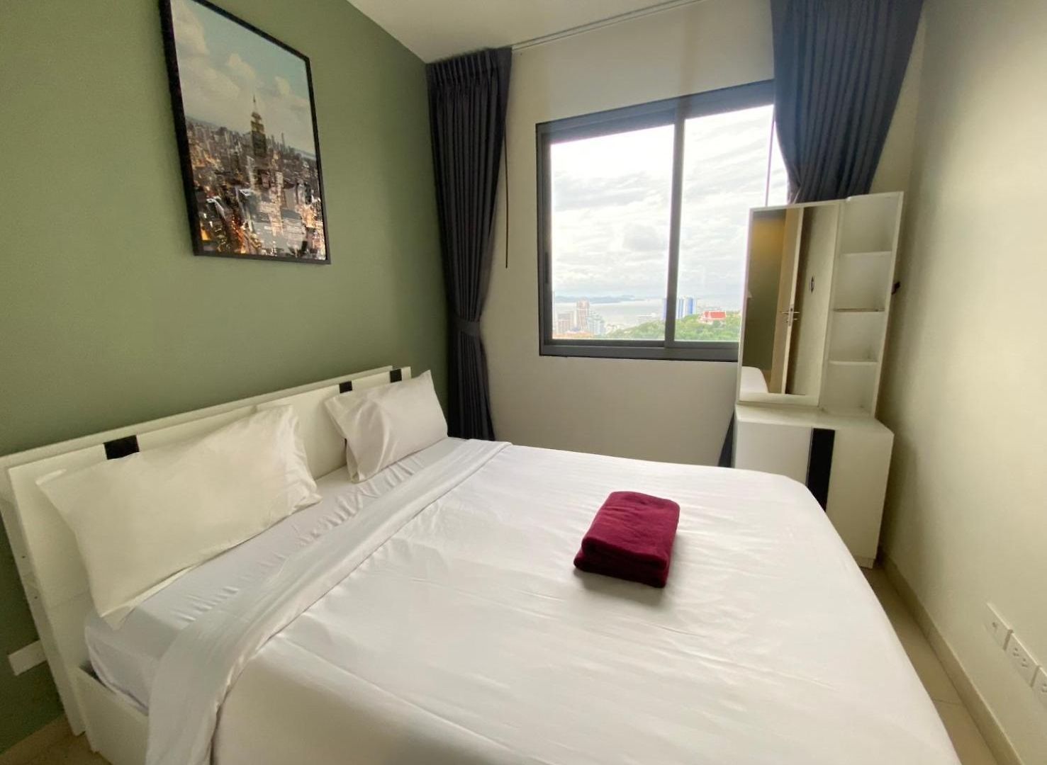 อพาร์ทเม้น High Floor Sea View 2 Bed Room- Excellent Location