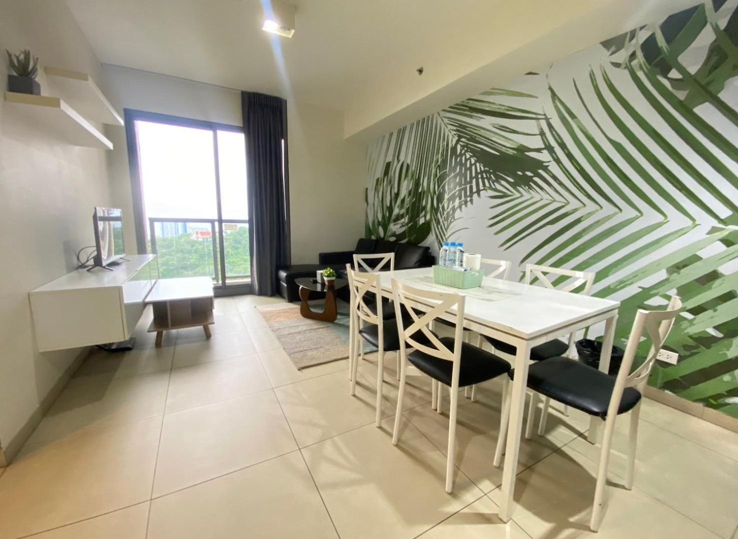 อพาร์ทเม้น High Floor Sea View 2 Bed Room- Excellent Location Pattaya