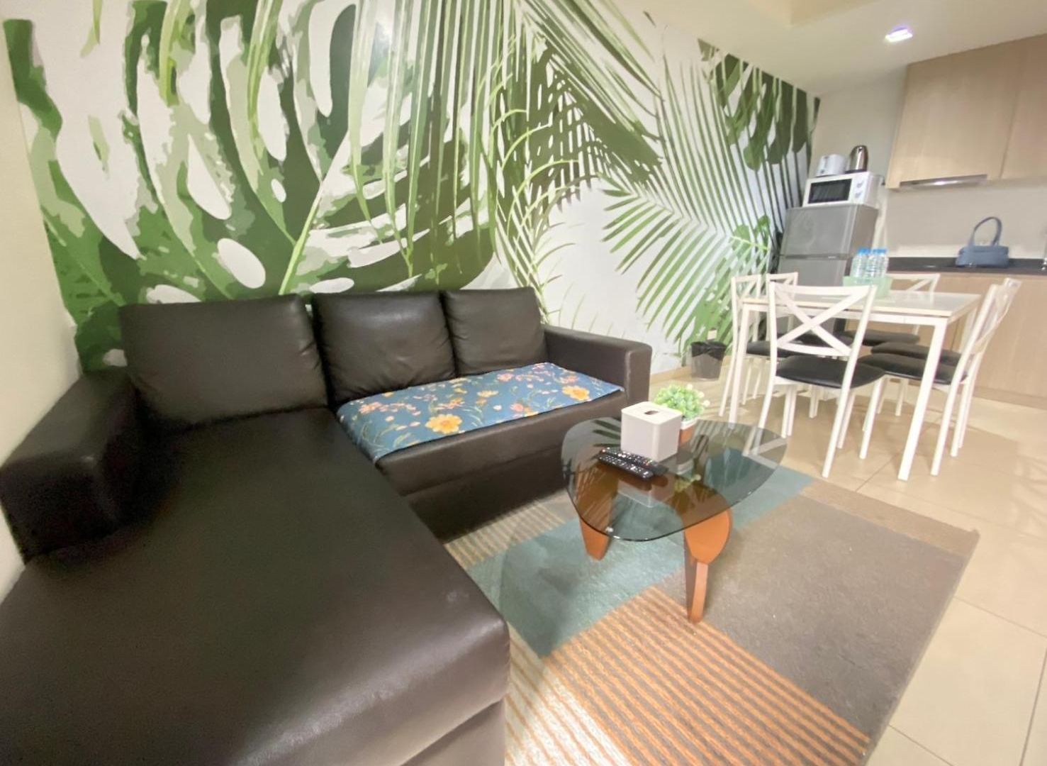อพาร์ทเม้น High Floor Sea View 2 Bed Room- Excellent Location Pattaya
