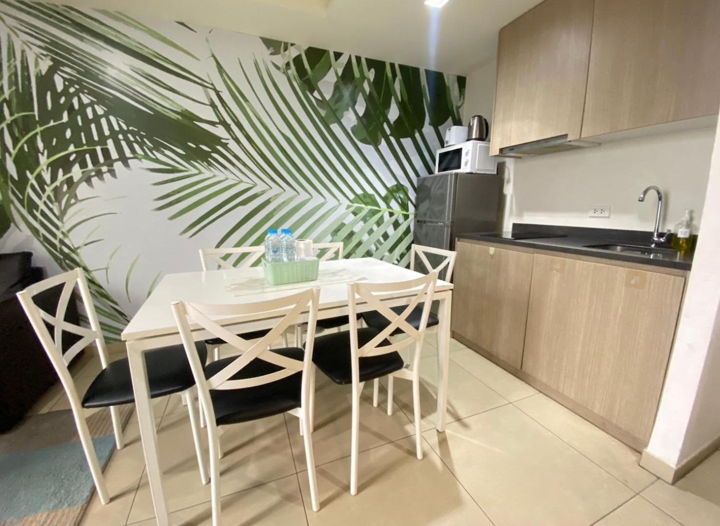 High Floor Sea View 2 Bed Room- Excellent Location *