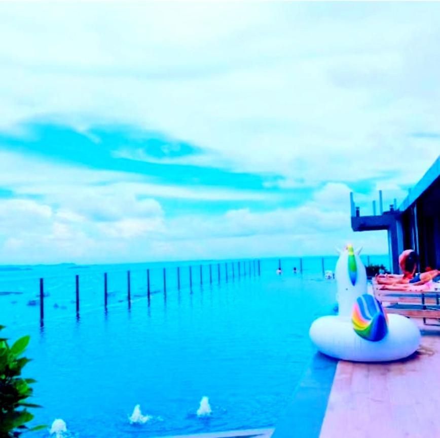 The Base * Pattaya