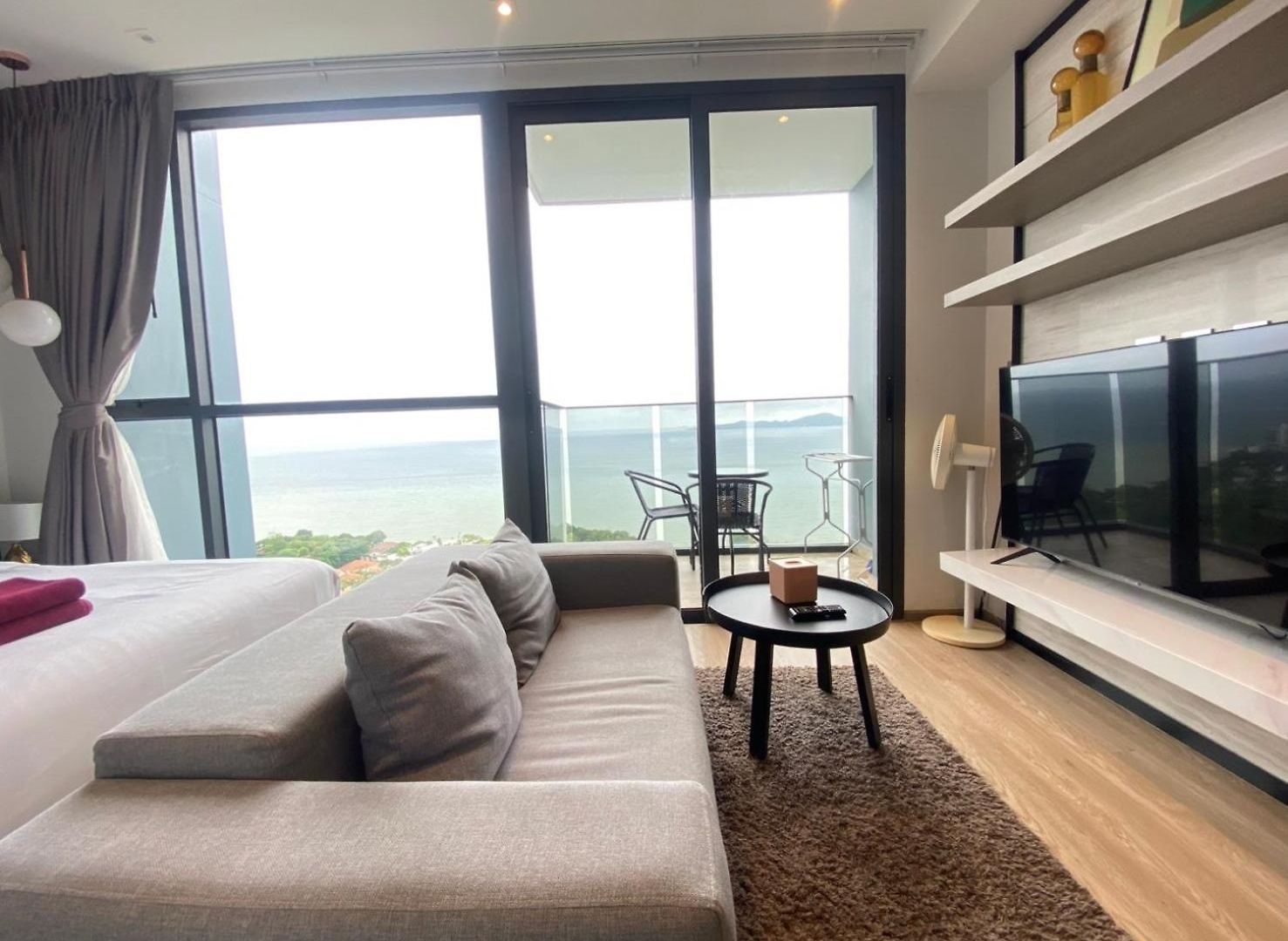 Stunning Sea View -next To