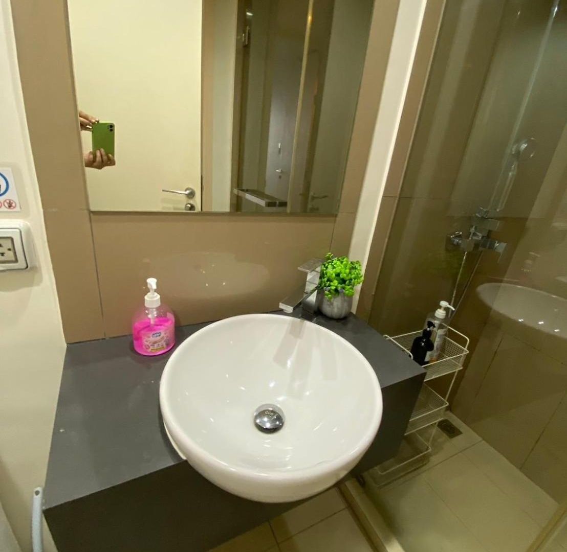 อพาร์ทเม้น High Floor Sea View 2 Bed Room- Excellent Location Pattaya