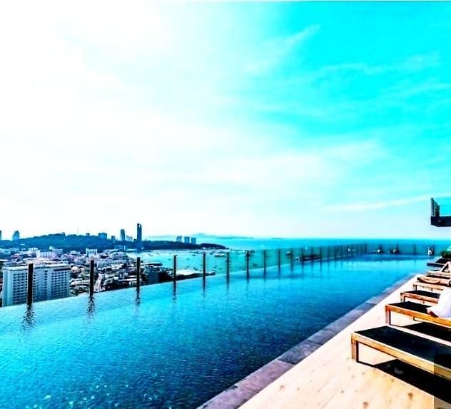 The Base * Pattaya