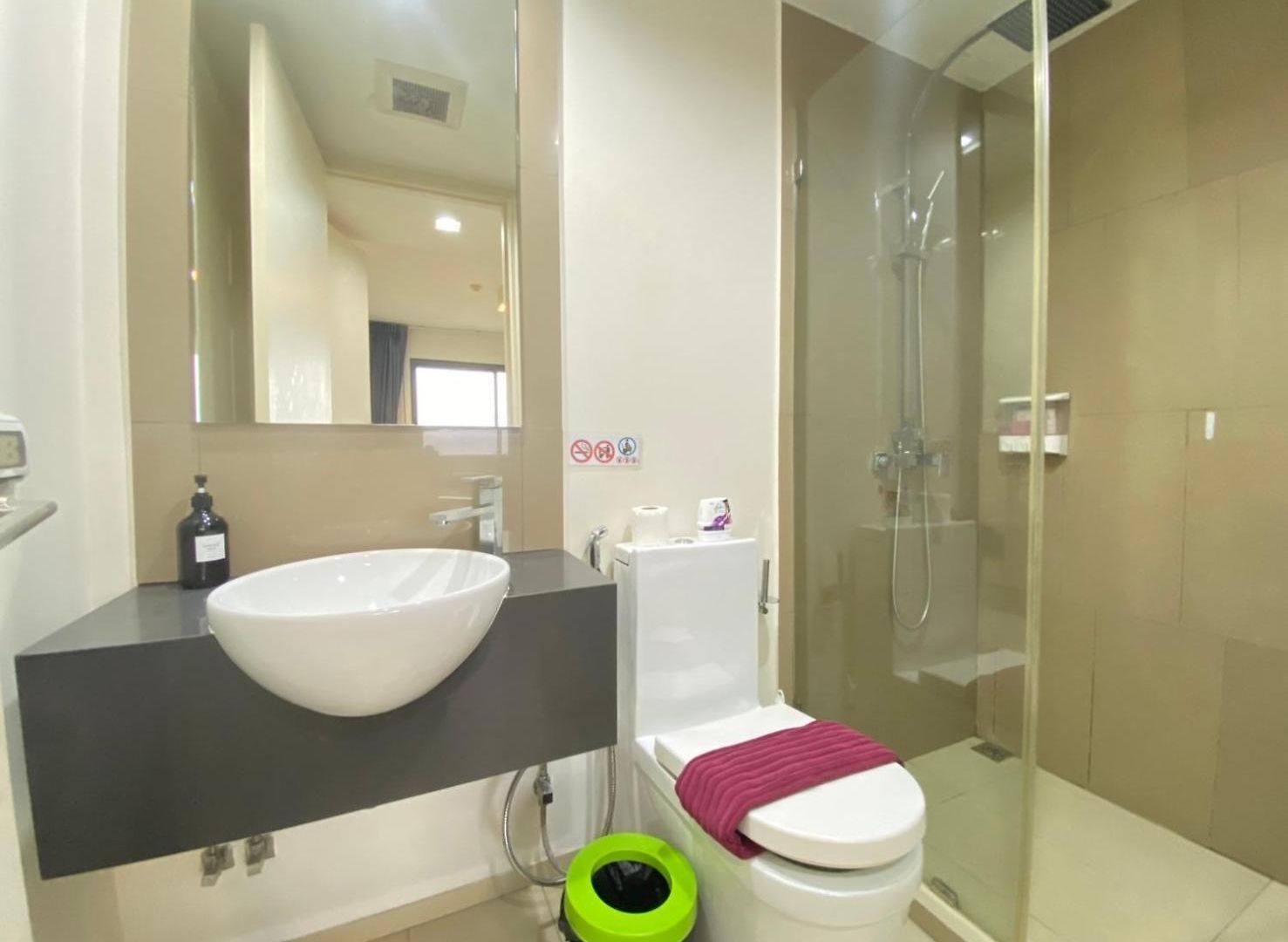 High Floor Sea View 2 Bed Room- Excellent Location Pattaya