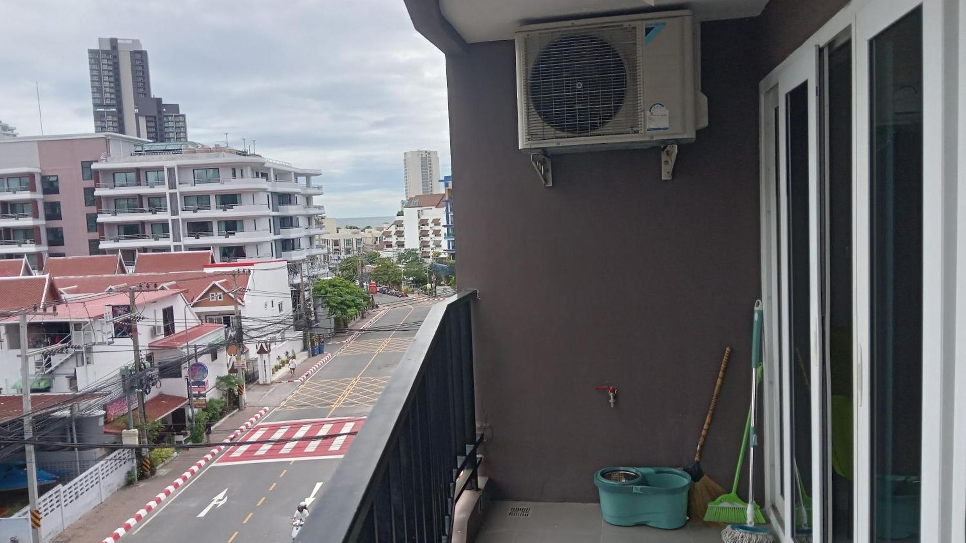 อพาร์ทเม้น Nna 30 Sqm 700 M Pattaya