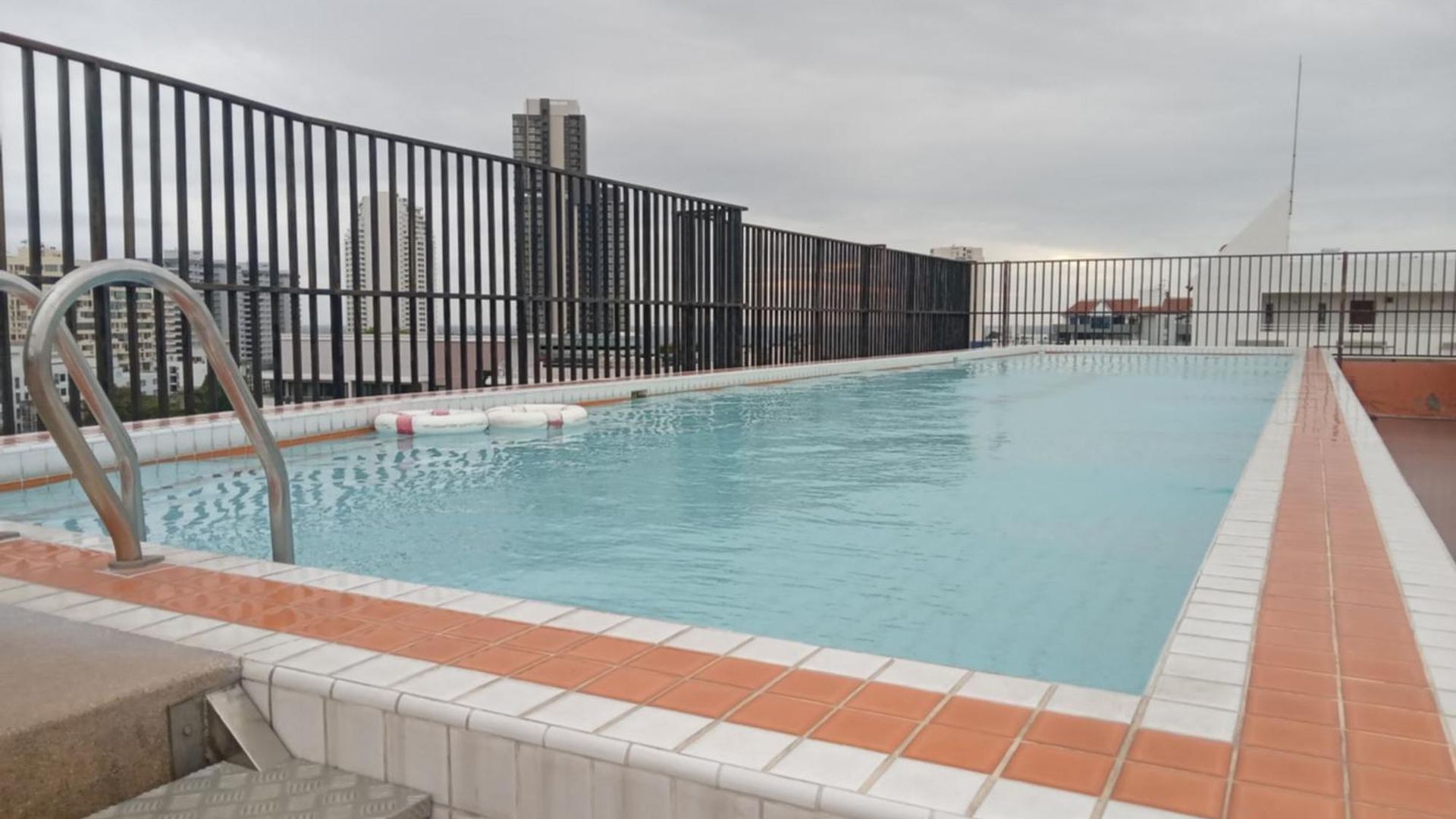 อพาร์ทเม้น Nna 30 Sqm 700 M
