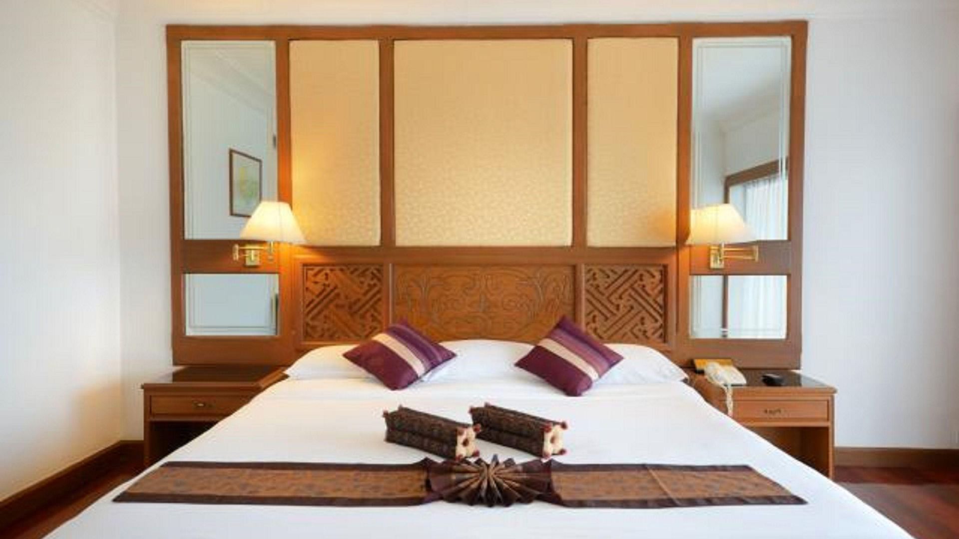 โรงแรม The Imperial 4*