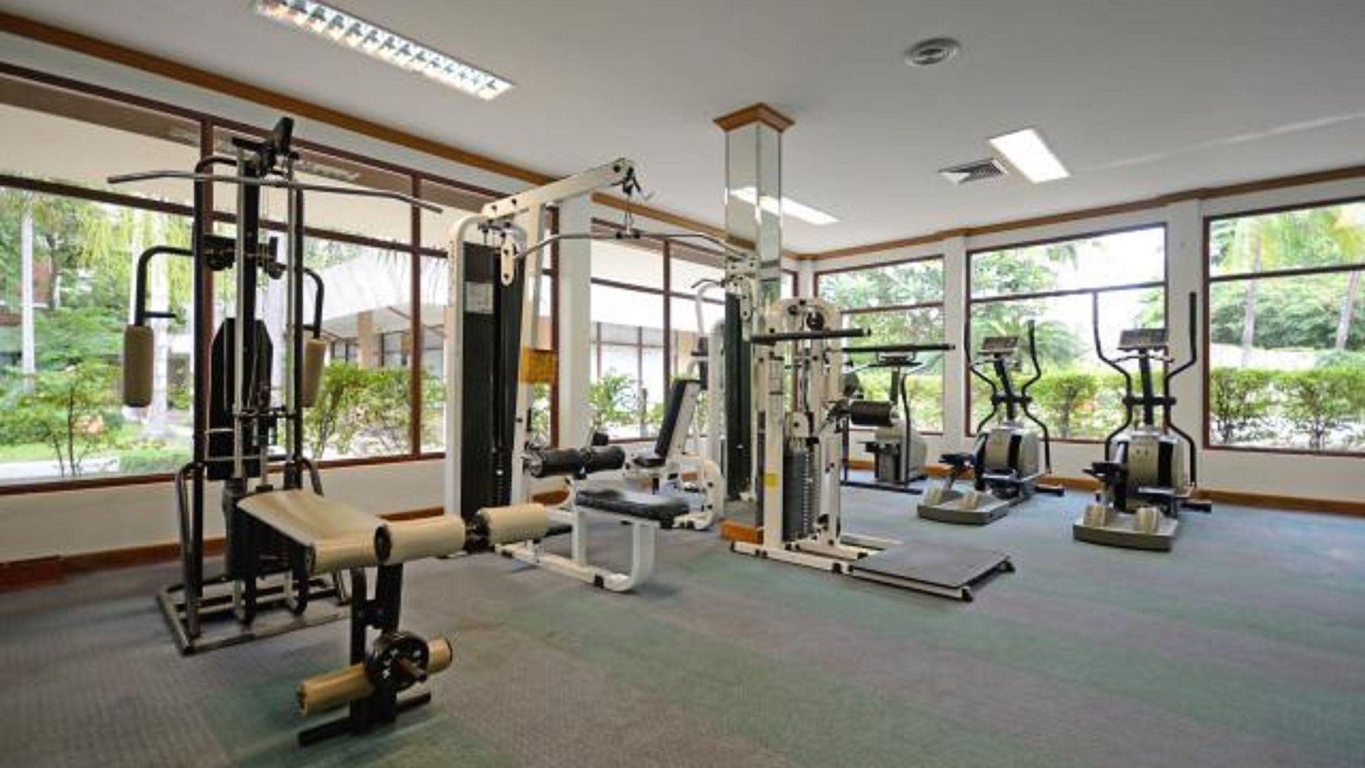 The Imperial โรงแรม 4*
