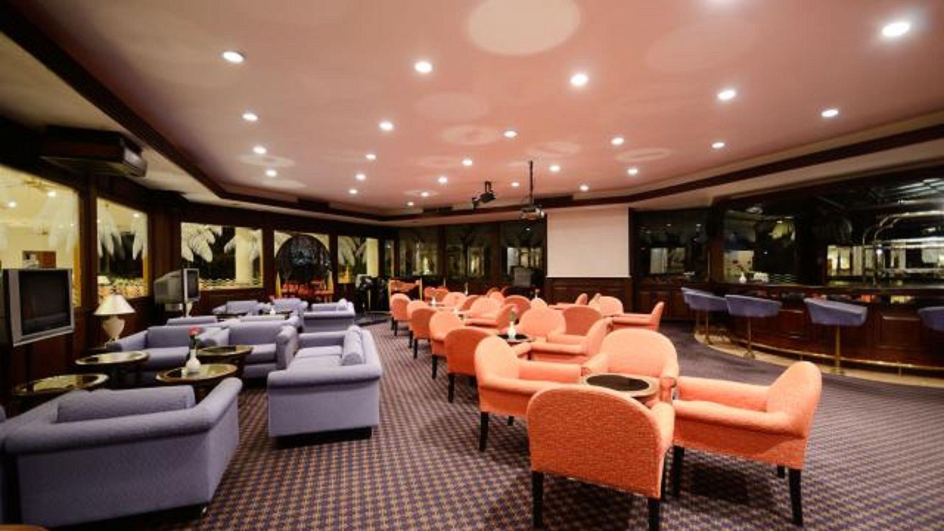 The Imperial โรงแรม 4*