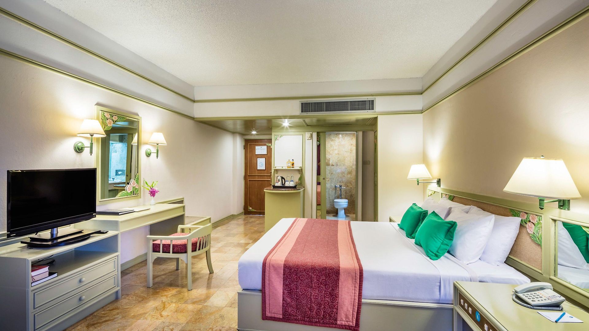 Resort Cholchan - Sha Extra Pattaya