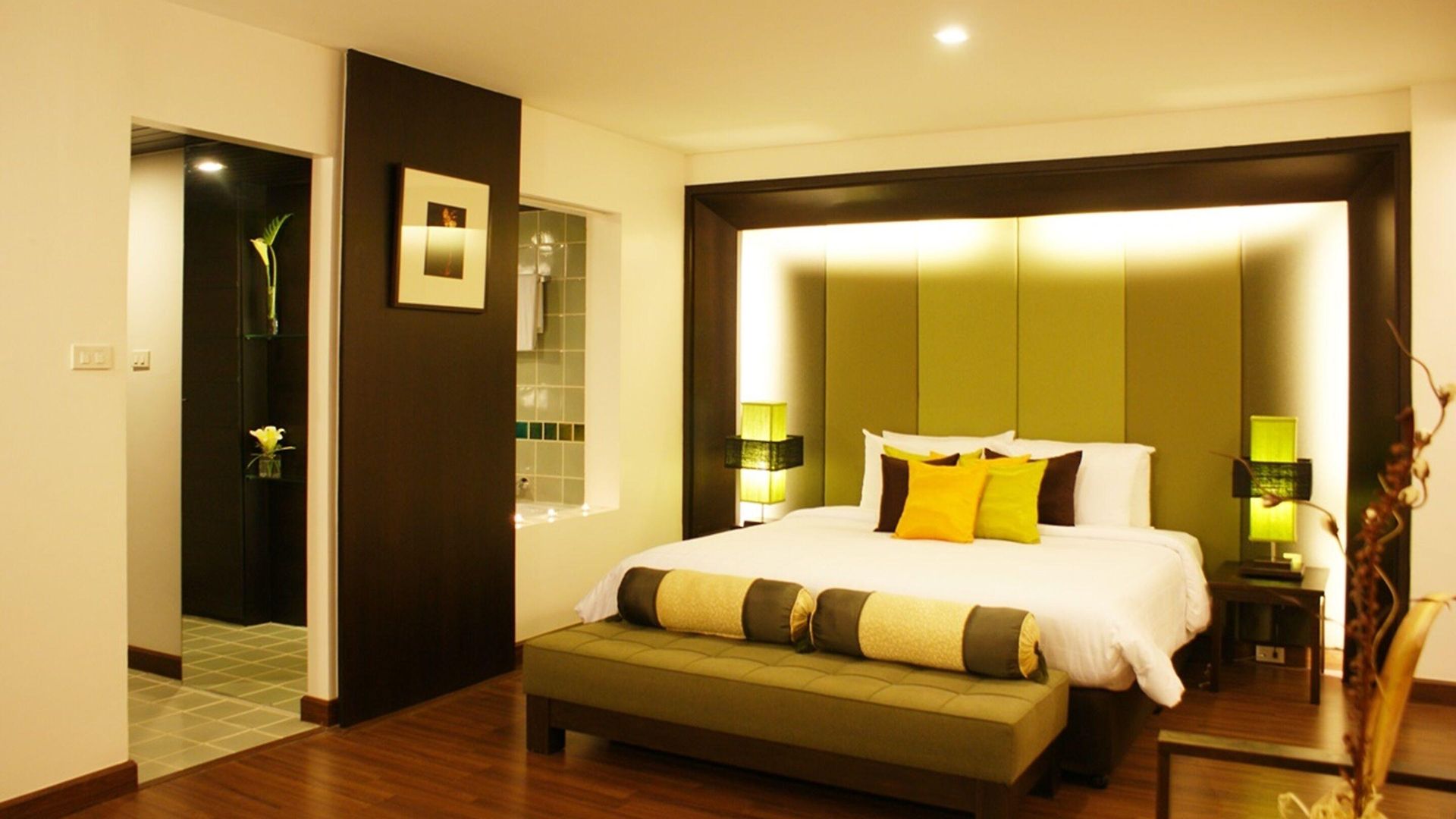 Sunbeam โรงแรม 4*