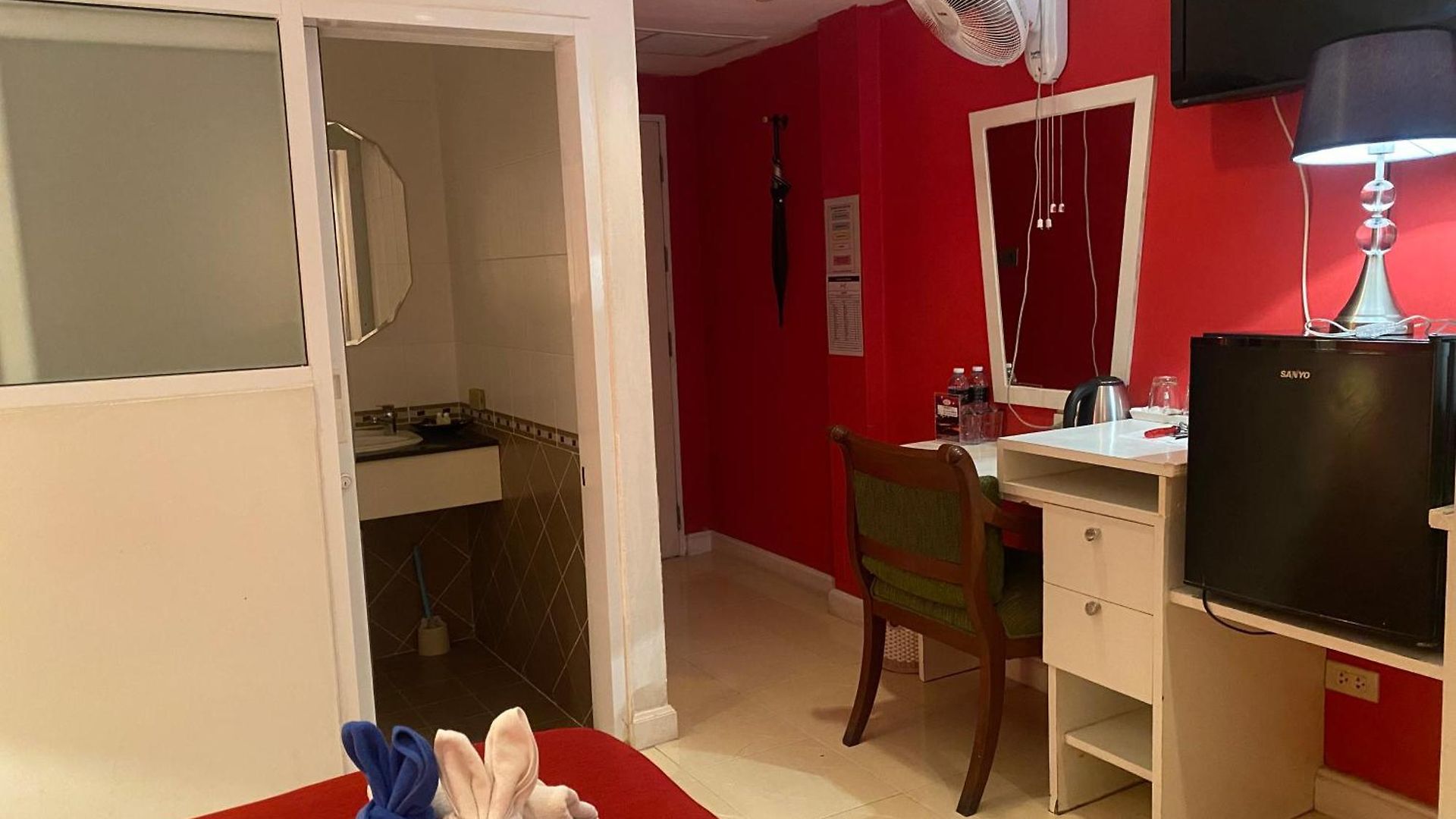 Access Hotel