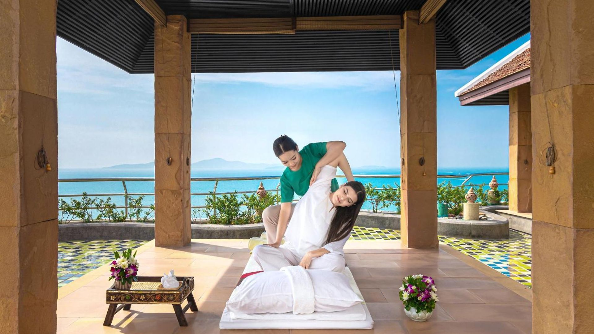 โรงแรม Royal Wing &