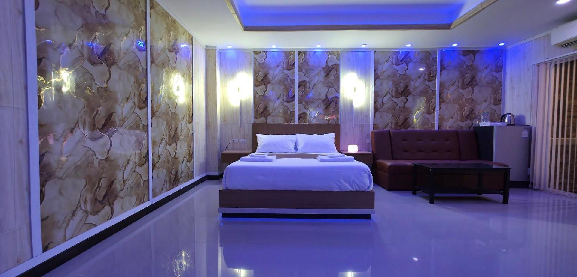 โรงแรม Ventura Boutique 4*