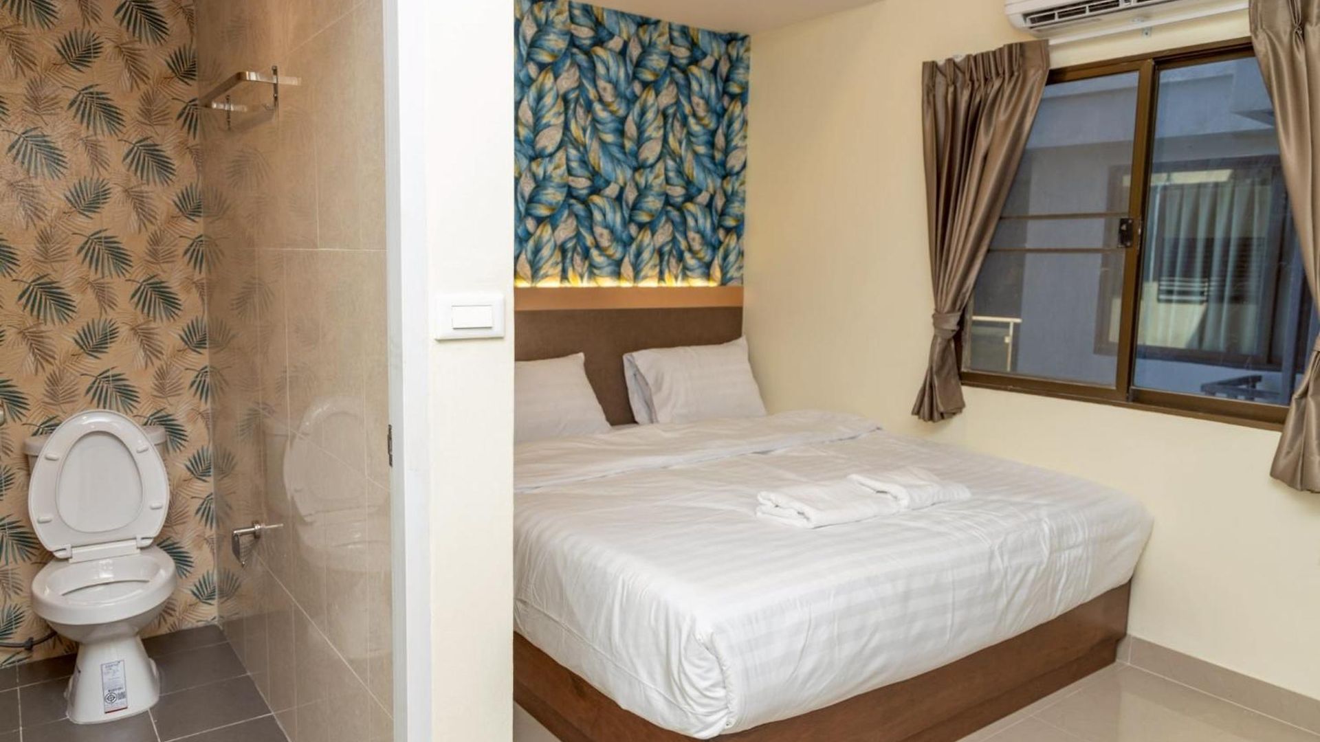 Sea โรงแรม 3*