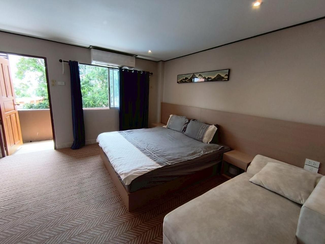 Peter's House2 Five Minutes To The อพาร์ตโฮเทล 3*