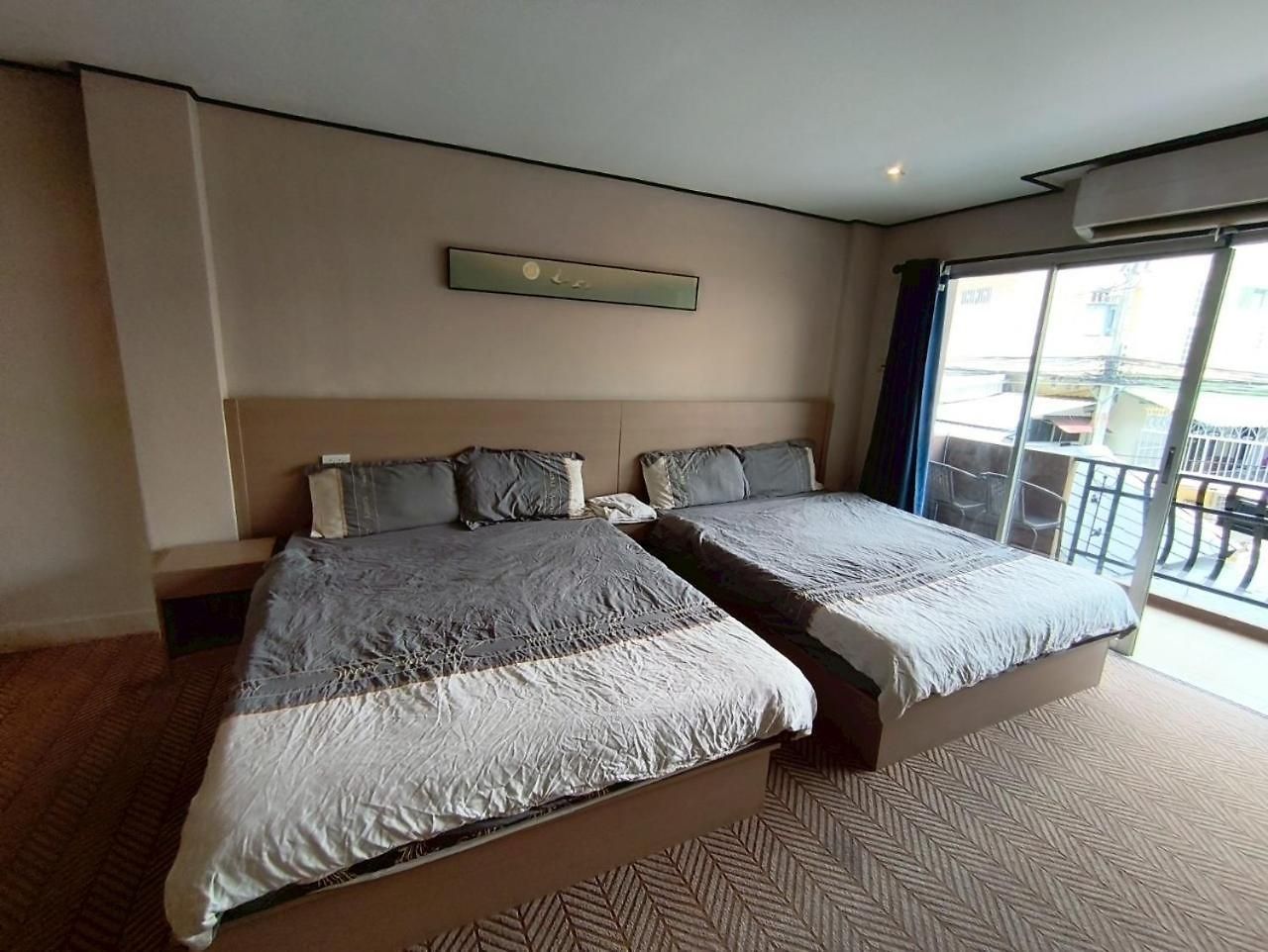 อพาร์ตโฮเทล Peter's House2 Five Minutes To The Pattaya
