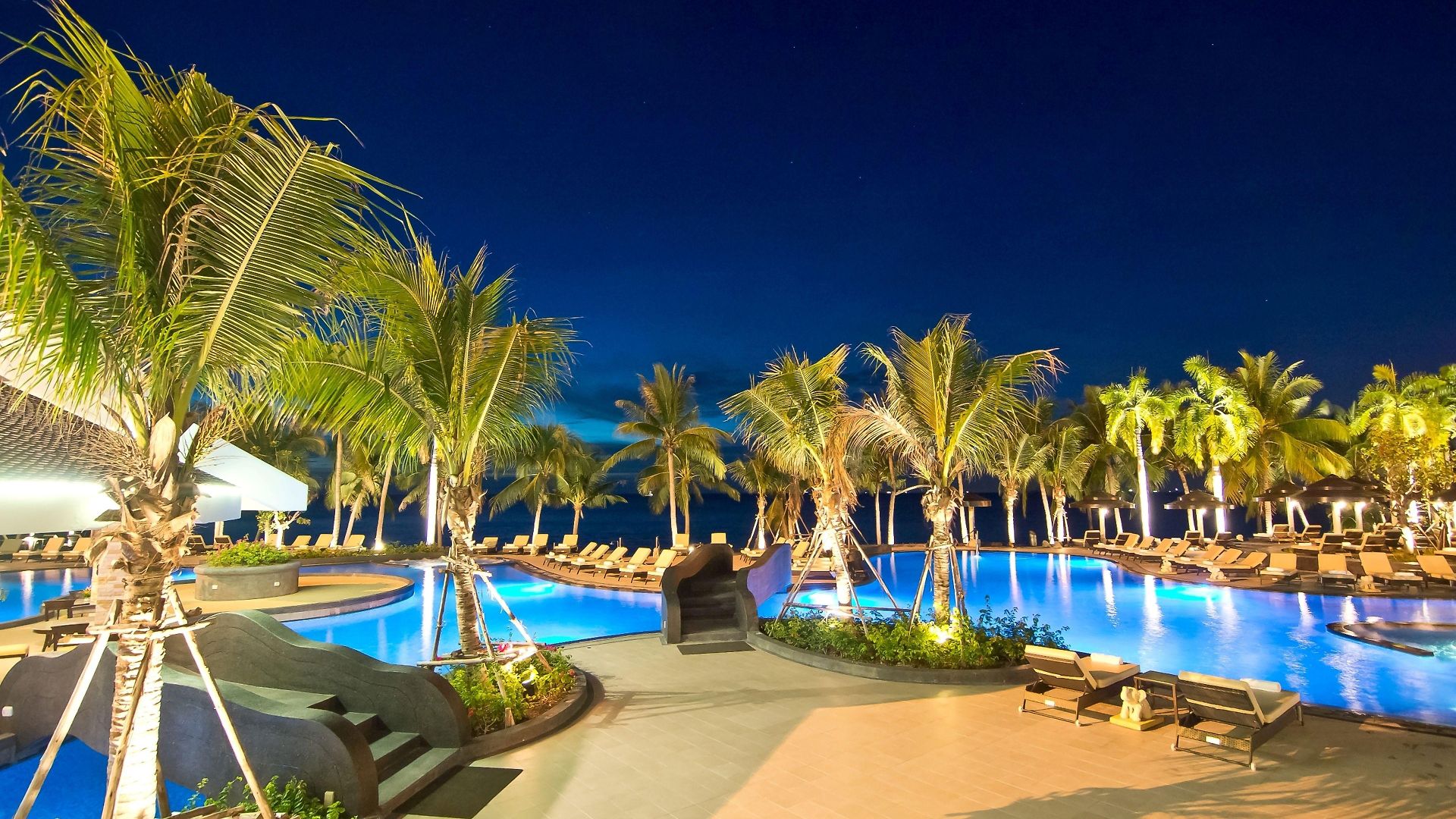โรงแรม Royal Wing &