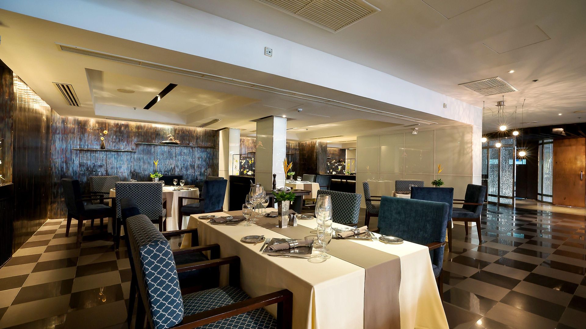โรงแรม Royal Wing & 5*