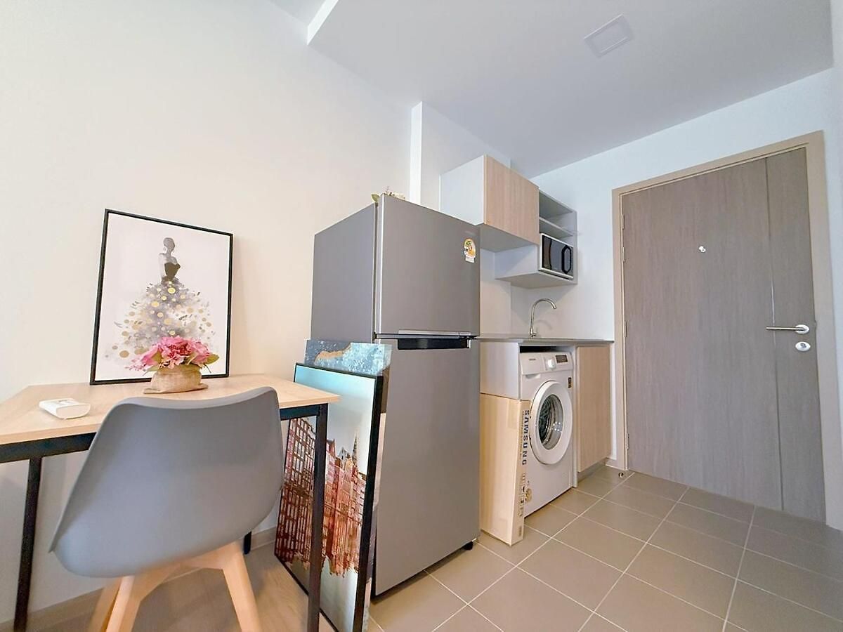 อพาร์ทเม้น One Bedroom 702 In Center *