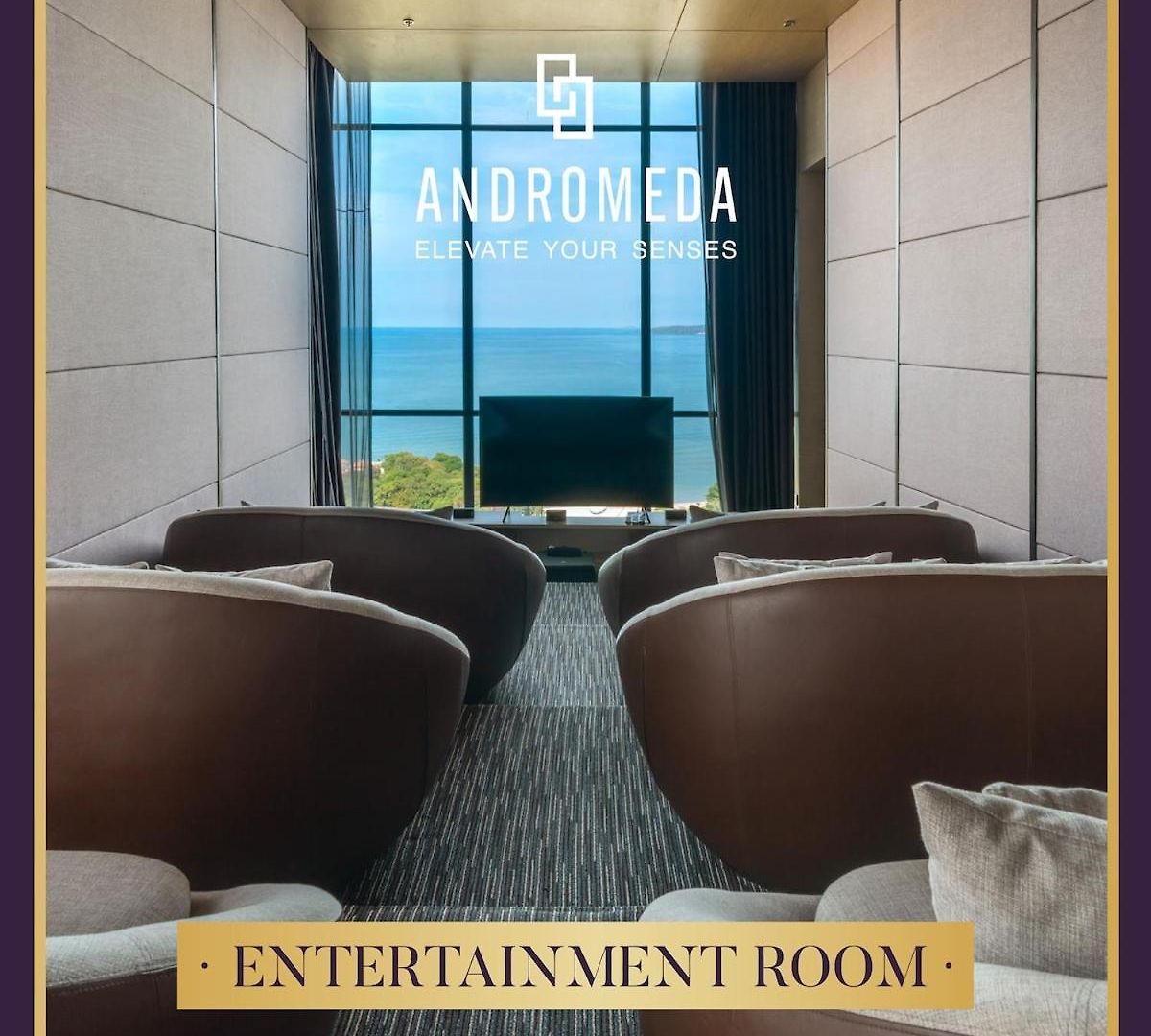 Sea View Luxury Escape *