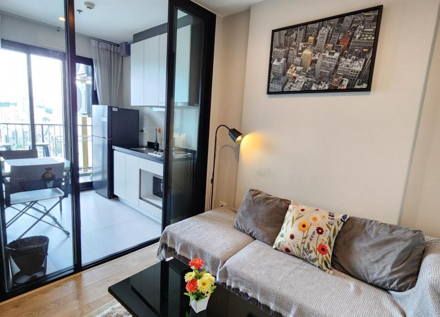 อพาร์ทเม้น The Base In Pattaya