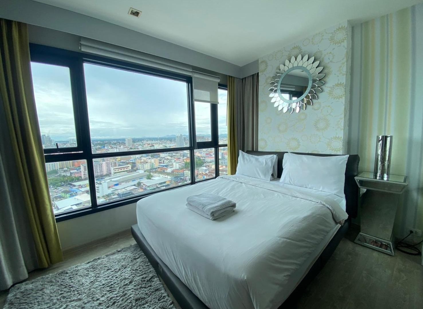 2 Bed Beautiful View Of Pattaya