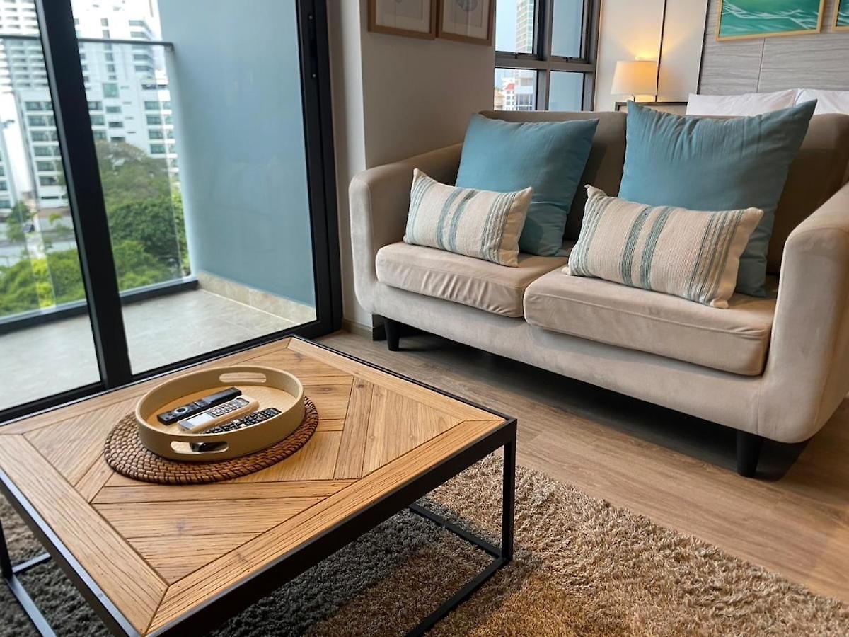 Sea View Luxury Escape Pattaya